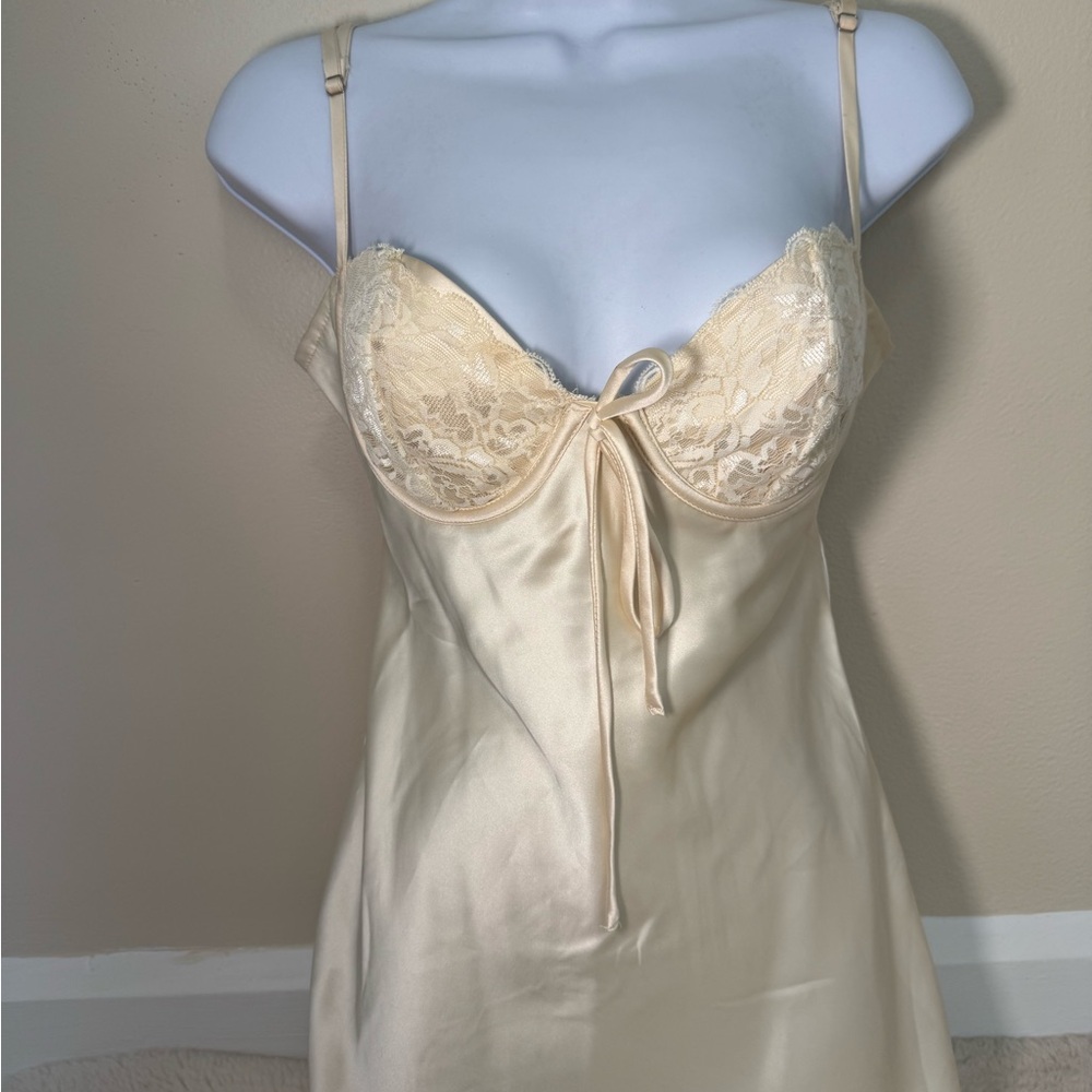 Hello Molly Elegant Cream Lace Trim Dress Midi